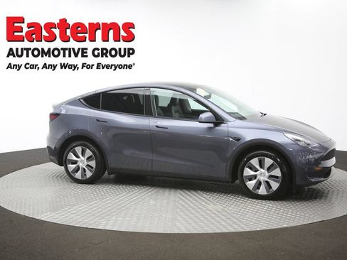 Used 2023 Tesla Model Y Long Range AWD/4WD image 41