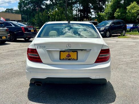 Used 2014 Mercedes-Benz C 250 Sedan image 6