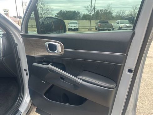 Used 2022 Kia Sorento SX Prestige image 6
