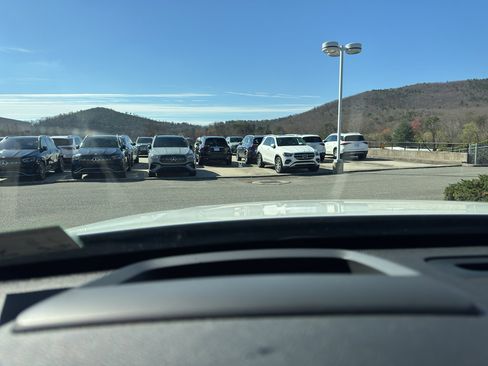 Used 2022 Volvo XC90 T5 Momentum w/ Advanced Package image 15