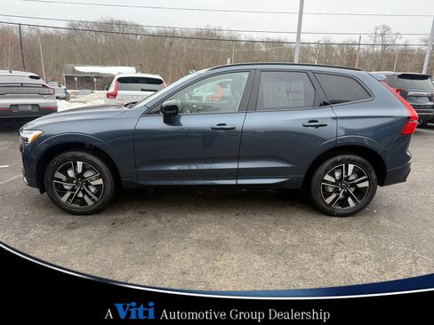 Used 2026 Volvo XC60 B5 Plus w/ Protection Package Premier AWD/4WD image 5
