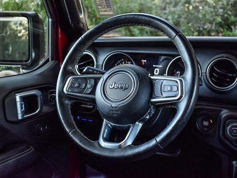 Used 2021 Jeep Wrangler Unlimited Sahara w/ Cold Weather Group image 14