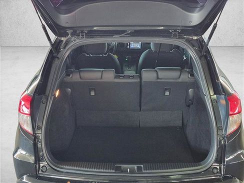 Used 2022 Honda HR-V Sport image 6