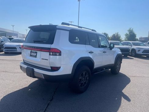 Used 2025 Lexus GX 550 AWD/4WD image 7