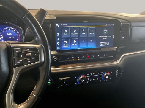 Used 2022 Chevrolet Silverado 1500 LT AWD/4WD image 7
