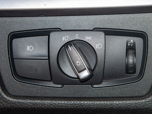 Used 2018 BMW 430i Convertible image 28