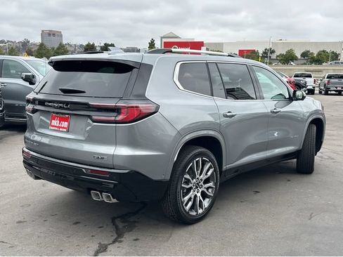 New 2026 GMC Acadia Denali Ultimate w/ LPO, Floor Liner Package AWD/4WD image 11