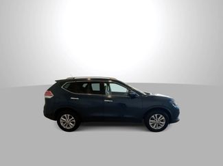 Used 2015 Nissan Rogue SV w/ SV Premium Package video 2