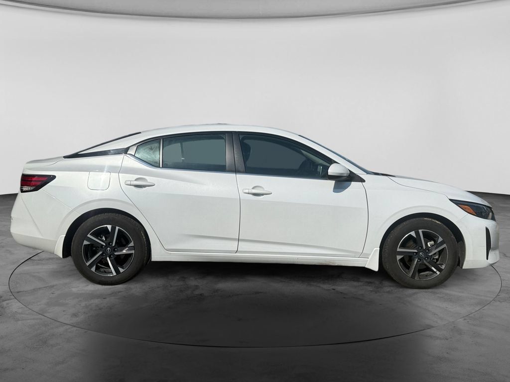 Used 2025 Nissan Sentra SV FWD image 11