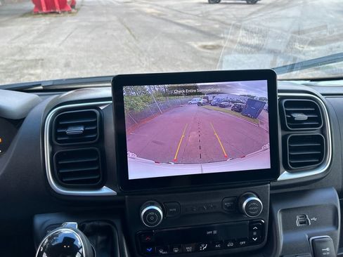 New 2026 RAM ProMaster 2500 w/ Premium Convenience Group image 16