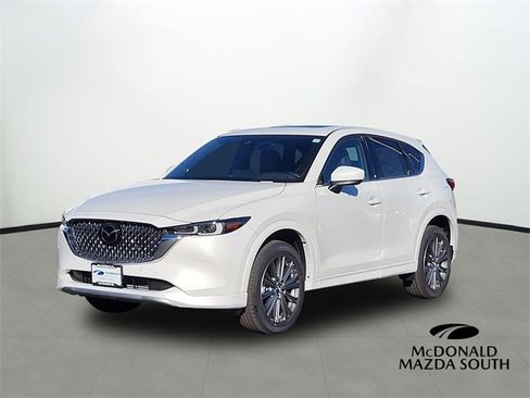 New 2025 MAZDA CX-5 Signature image 1