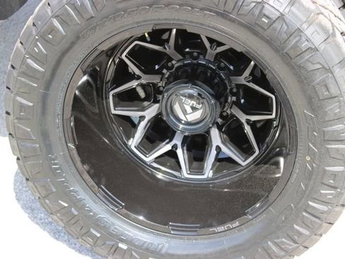 Used 2024 GMC Sierra 3500 Denali w/ Denali Reserve Package AWD/4WD image 19