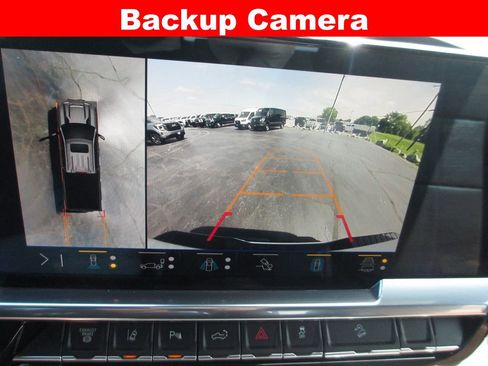 Used 2024 Chevrolet Silverado 3500 High Country w/ Technology Package AWD/4WD image 17