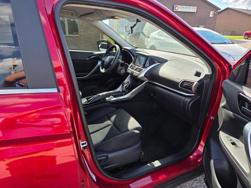 Used 2020 Mitsubishi Eclipse Cross ES FWD image 20