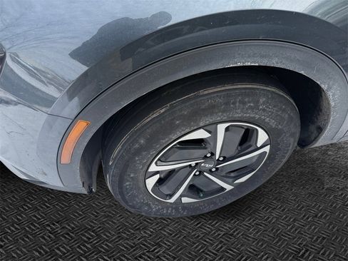 Certified 2023 Kia Sportage LX image 11