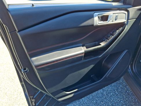 Certified 2023 Ford Explorer ST-Line w/ Class IV Trailer Tow Package AWD/4WD image 14