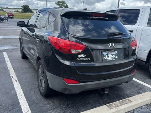 Used 2015 Hyundai Tucson GLS w/ Option Group 02 FWD image 10