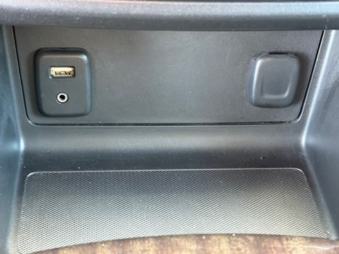 Used 2016 GMC Canyon SLE RWD image 26