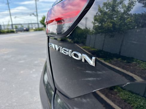 Used 2023 Buick Envision Essence w/ Sport Touring Package FWD image 9