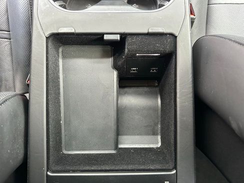 Certified 2019 Porsche Cayenne Turbo AWD/4WD image 37