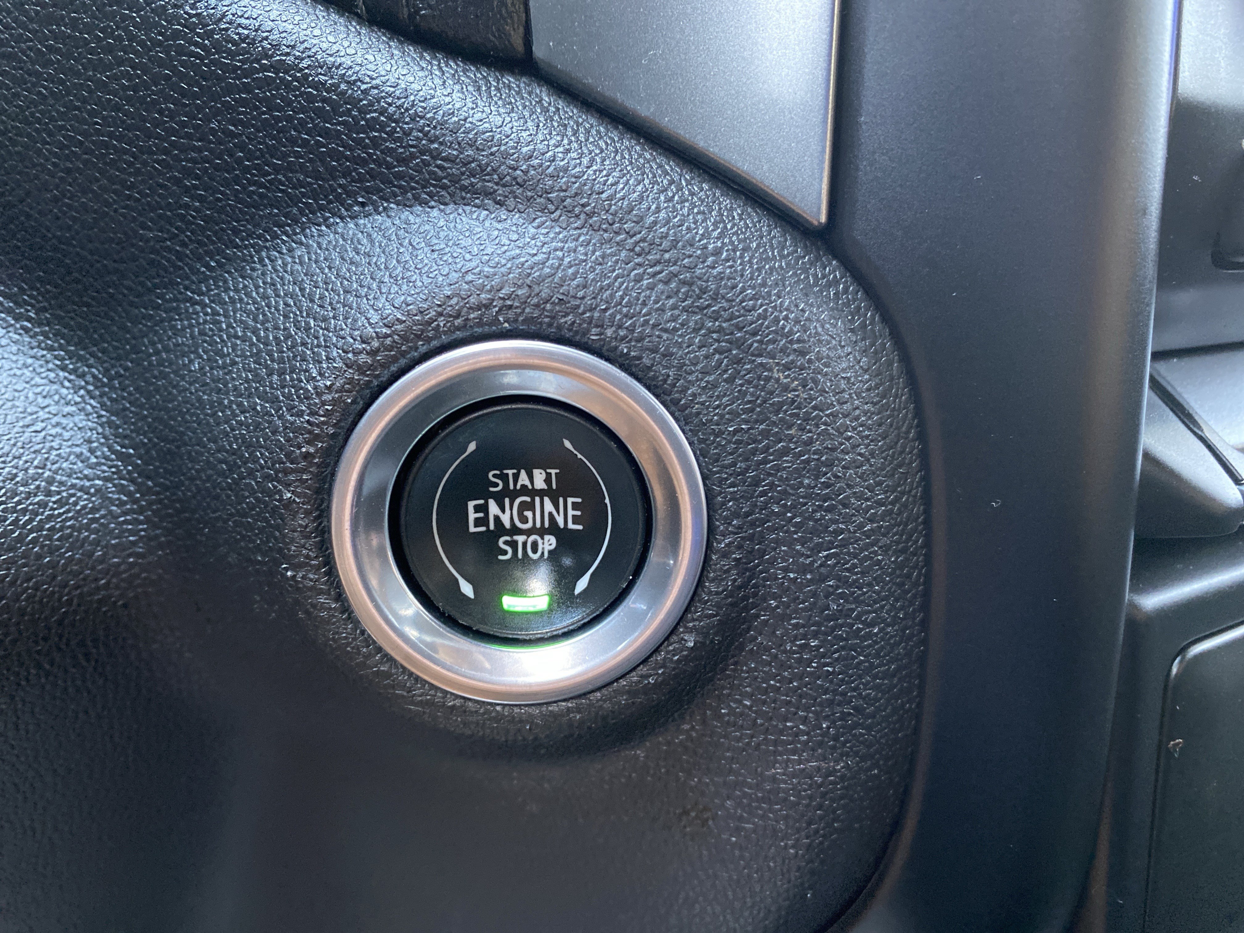 Used 2019 Chevrolet Silverado 1500 RST AWD/4WD image 28