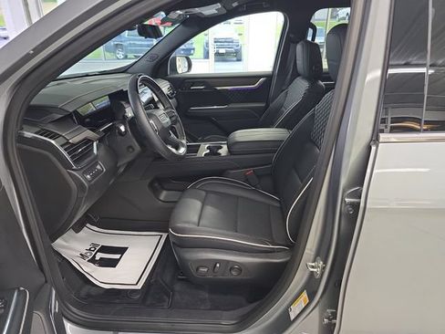 Certified 2026 GMC Acadia Denali w/ Super Cruise Package AWD/4WD image 13