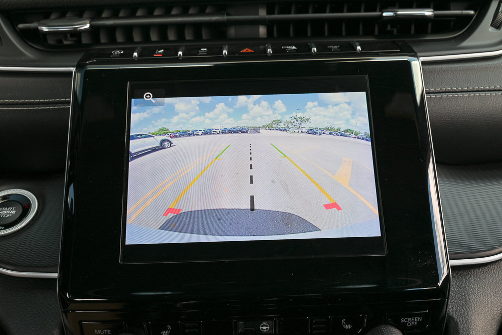 Used 2023 Jeep Grand Cherokee Altitude RWD image 16