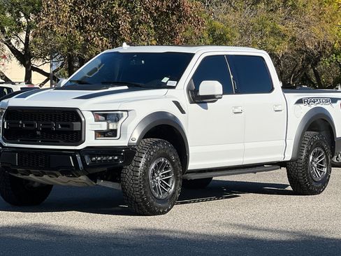 Used 2019 Ford F150 Raptor w/ Equipment Group 802A Luxury image 8