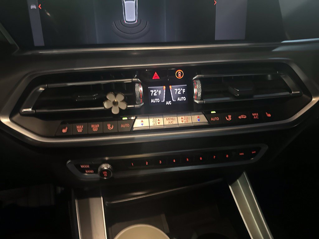 Used 2019 BMW X5 xDrive40i w/ Convenience Package AWD/4WD image 4