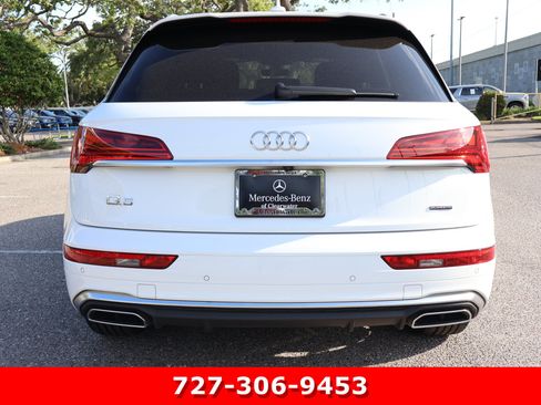 Used 2022 Audi Q5 2.0T Premium w/ Convenience Package AWD/4WD image 7