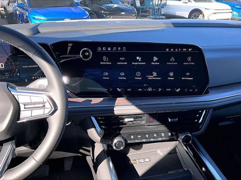 New 2026 Chevrolet Suburban LT w/ Comfort Package image 7