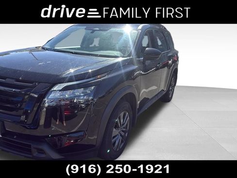 Used 2023 Nissan Pathfinder SV w/ Black Appearance Package FWD image 1