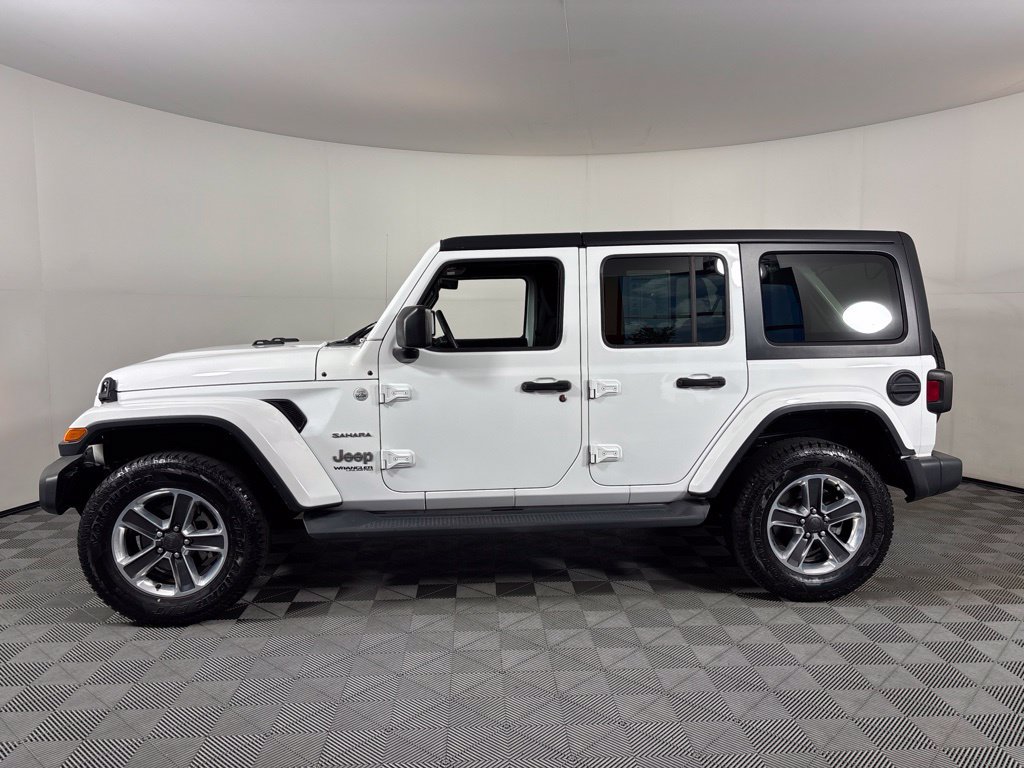 Used 2019 Jeep Wrangler Unlimited Sahara AWD/4WD image 12
