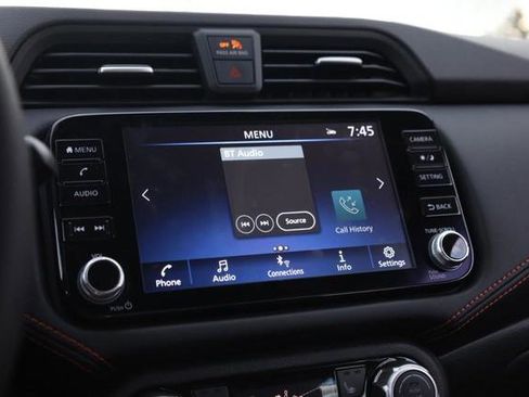 New 2025 Nissan Versa SR w/ Trunk Package image 11