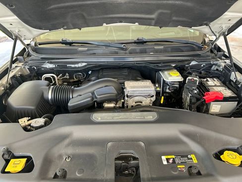 Used 2022 Jeep Wagoneer Series III RWD image 2