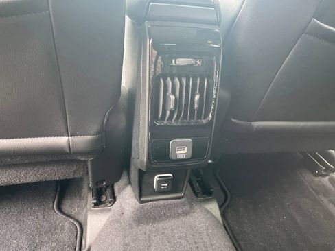 Used 2022 Jeep Compass Limited AWD/4WD image 25