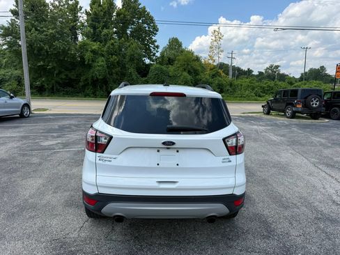 Used 2018 Ford Escape SEL AWD/4WD image 4