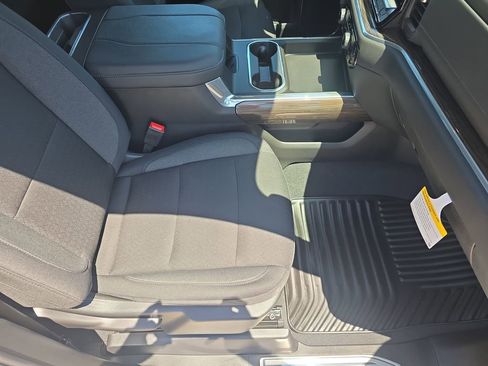 New 2026 Chevrolet Silverado 3500 LT w/ Convenience Package AWD/4WD image 10