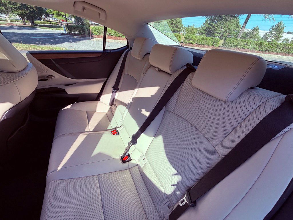 Certified 2024 Lexus ES 350 w/ Premium Package FWD image 14