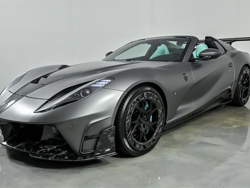 Used 2021 Ferrari 812 GTS RWD image 4