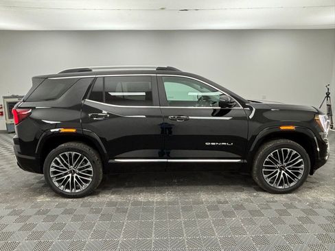 New 2026 GMC Terrain Denali w/ LPO, Floor Liner Package image 7