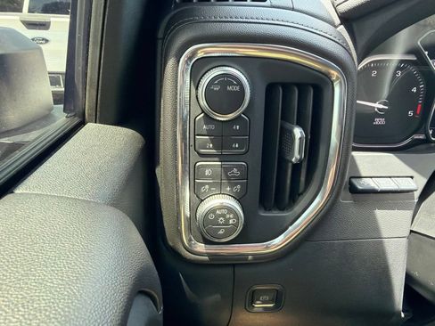 Used 2020 GMC Sierra 2500 Denali w/ Denali Ultimate Package AWD/4WD image 22