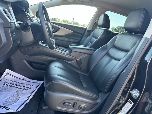 Used 2023 Nissan Murano SV w/ SV Midnight Edition Package AWD/4WD image 17