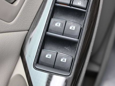 Certified 2017 Toyota Sienna XLE w/ XLE Navigation Package FWD image 13