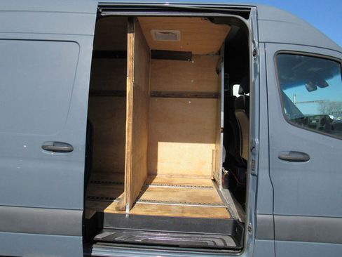 Used 2019 Mercedes-Benz Sprinter 170 image 15