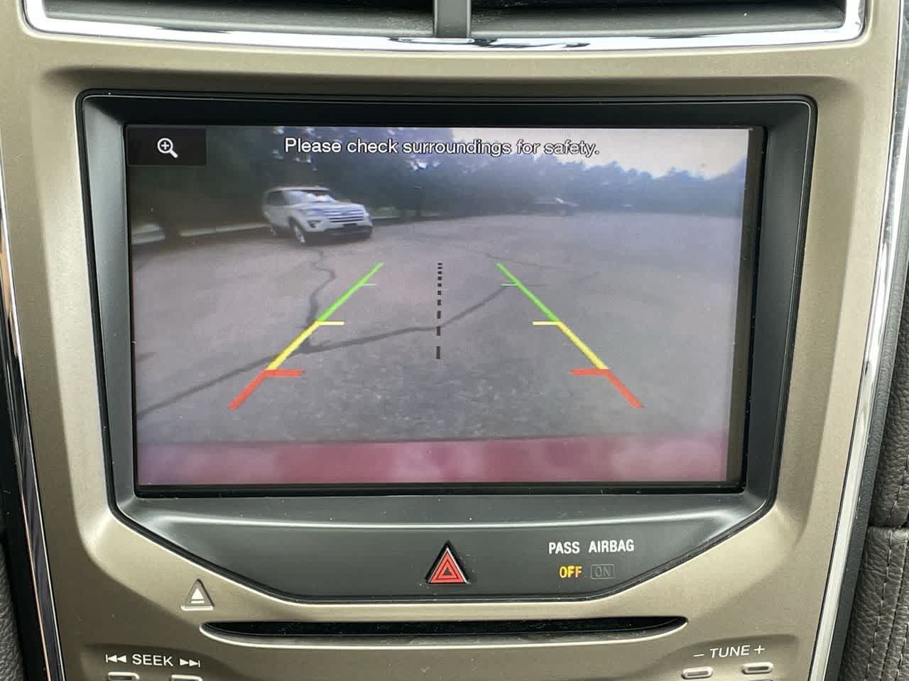 Used 2013 Lincoln MKX AWD image 28