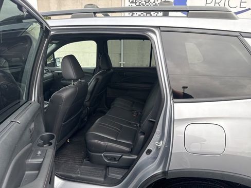 Certified 2023 Honda Passport TrailSport image 12