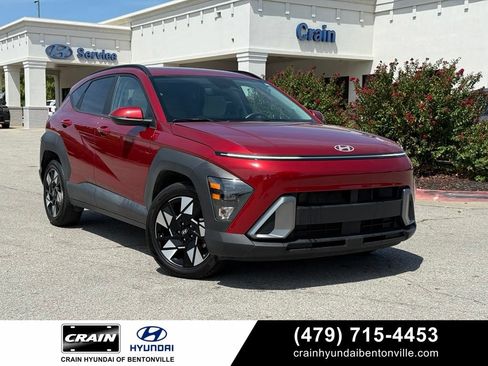 Used 2025 Hyundai Kona SEL FWD image 1