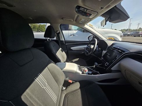Used 2023 Hyundai Tucson SEL FWD image 8