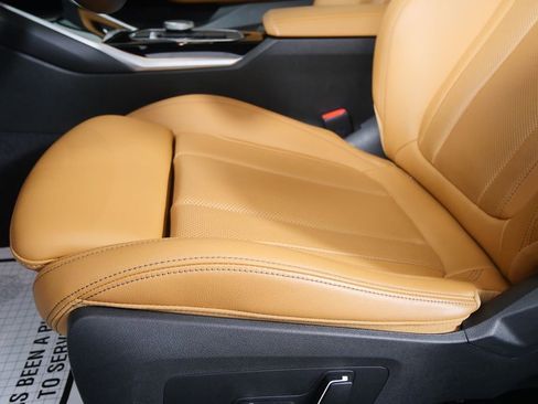 Certified 2024 BMW 230i Coupe w/ Convenience Package image 10